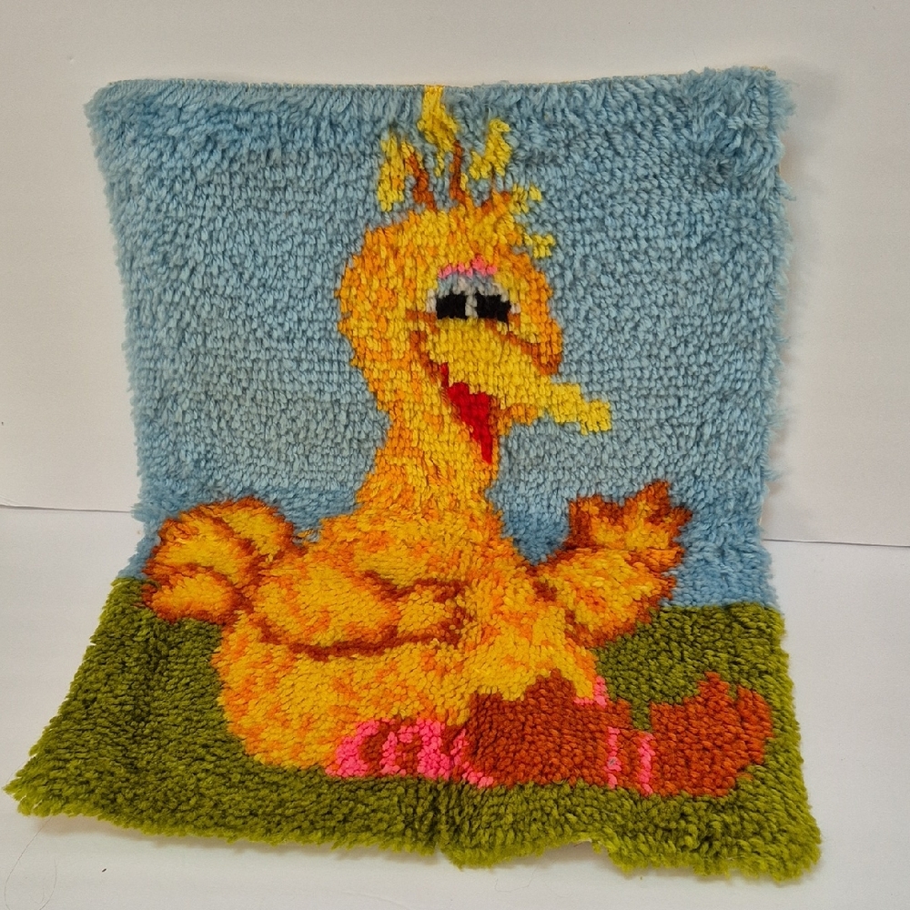Vintage Sesame Street Big Bird Latch Hook Rug Wall Hanger 80's 90's Granny